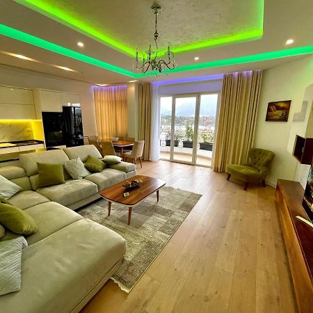 Queen'S Luxury Apartments Lake Tirana Exteriér fotografie