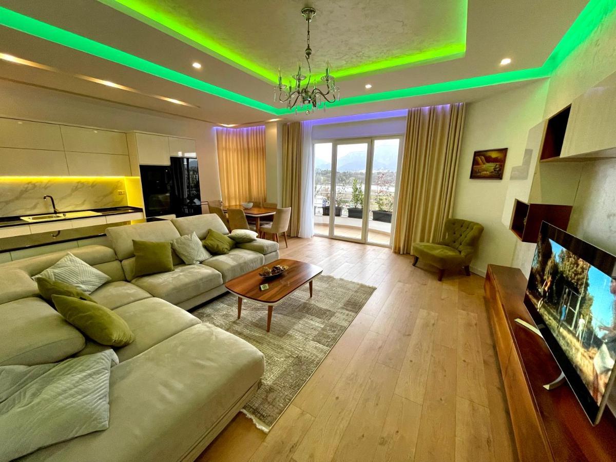 Queen'S Luxury Apartments Lake Tirana Exteriér fotografie